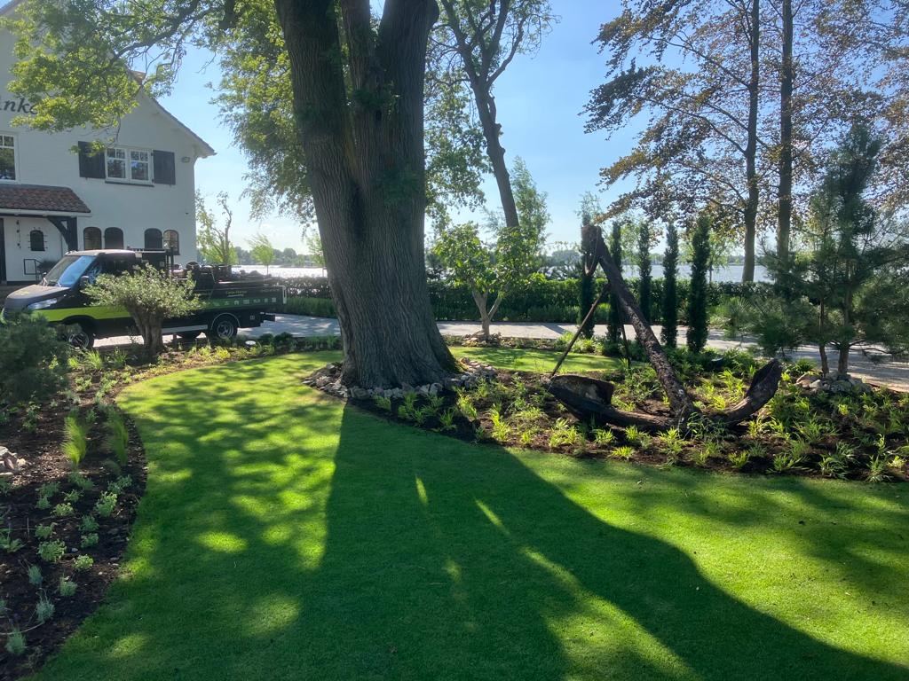 Door Carpe Hortus aangelegde tuin in Reeuwijk